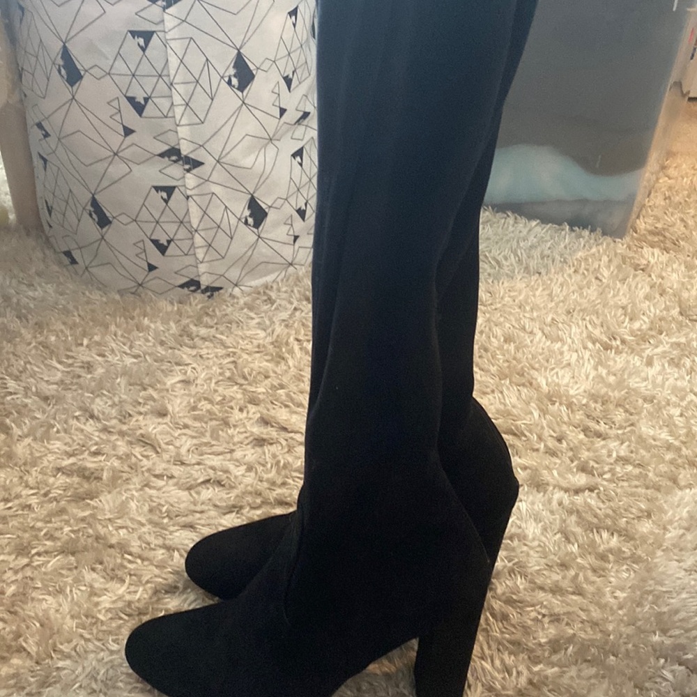 Steve Madden black over the knee boots 🖤